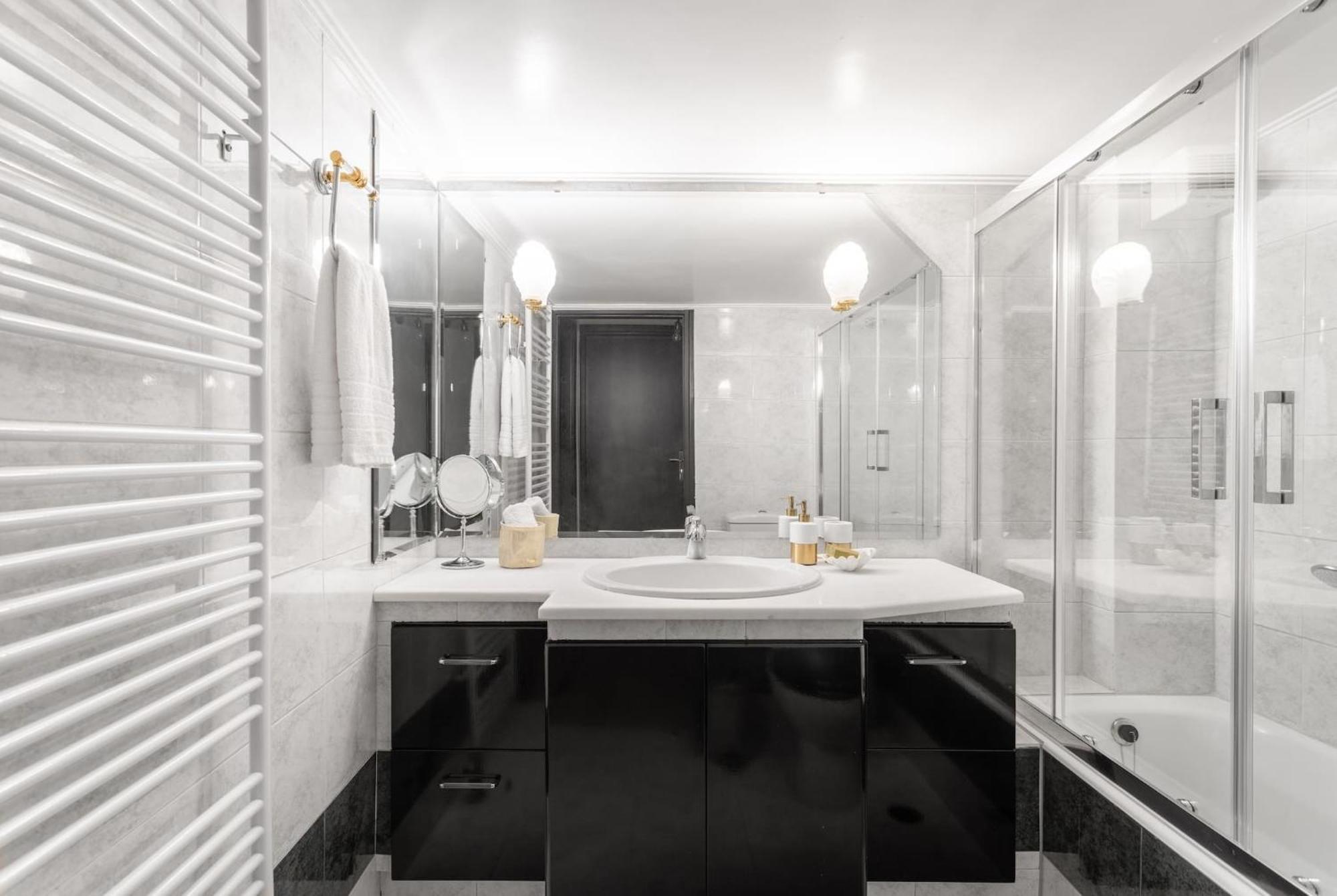 Fresh Detailed Stylish Apartment At Acropolis Athens Luaran gambar